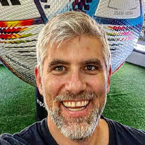 Manuel de Tezanos Pinto, 47 (Journalist)