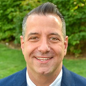 Marc D'Amelio, 56 (Family Member)