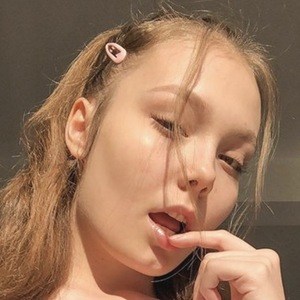 Marcelina Waniek, 23 (TikTok Star)
