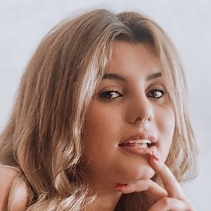 Margarida Antunes, 23 (Instagram Star)