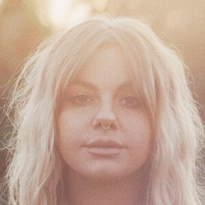 Maria Armstrong image 9