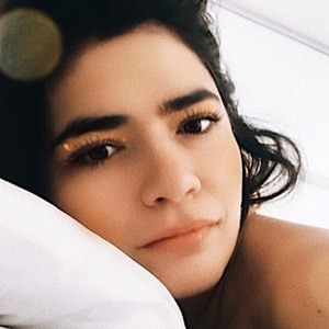 María del Rosario Gómez, 35 (Cantor Pop)