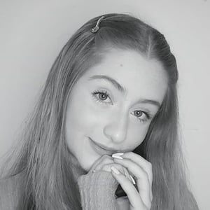 María José Pescador, 21 (Instagram明星)