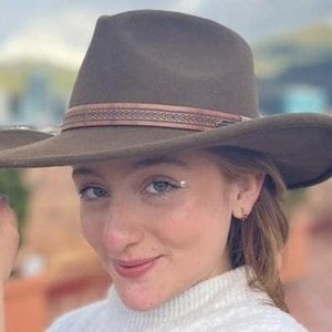 María José Pescador, 21 (Instagram明星)