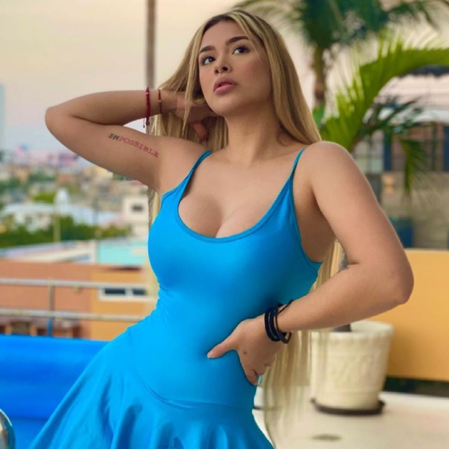 Maria Julissa image 9