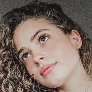 Mariah Clara, 18 (TikTok Star)