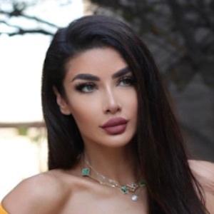 Mariam Rod, 40 (Instagram Star)