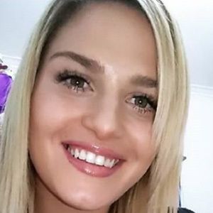 Mariana César, 32 (Instagram Star)
