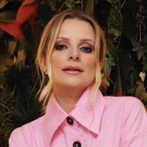 Mariana de Moraes Sales Vieira, 34 (Instagram明星)