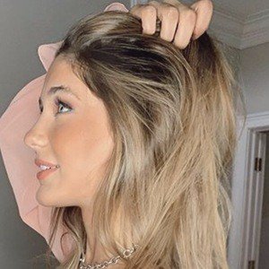 Marianna Rozmajzl, 22 (Family Member)