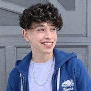 Mariano Castano, 22 (TikTok明星)