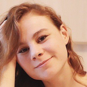 Marie Cornillon, 27 (电视女演员)