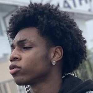 Mariigocrazy, 22 (TikTok Star)