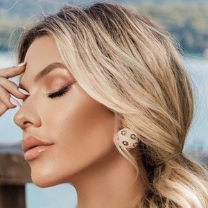 Marilia Benetton, 40 (Instagram Star)