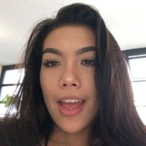 Marina Hokulani, 24 (YouTube Star)