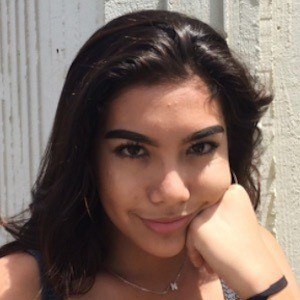 Marina Hokulani, 24 (YouTube明星)