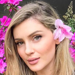 Marina Martini Tomagnini, 37 (Instagram明星)