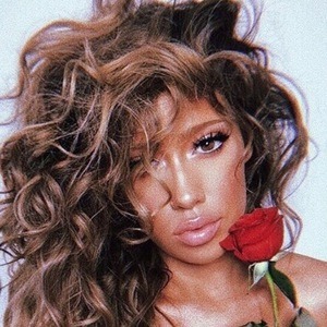 Marina Rumppe image 3