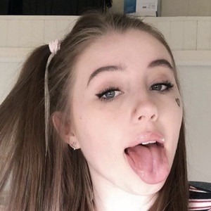 marinaswrld, 24 (TikTok Star)