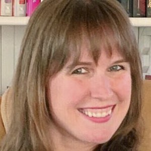 Marissa Meyer, 41 (小说家)