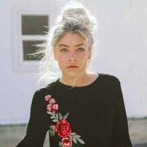 Marla Catherine Henry, 22 (Instagram明星)