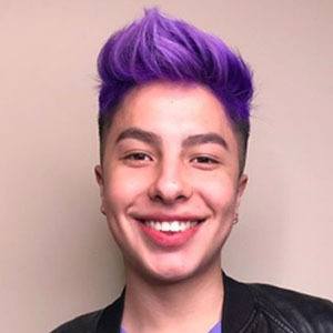 Marlon Villamil, 25 (Instagram Star)