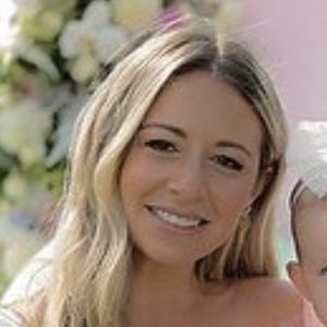 Marni Harvey, 37 (Blogger)