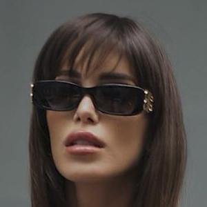 Marta López Álamo, 28 (Model)