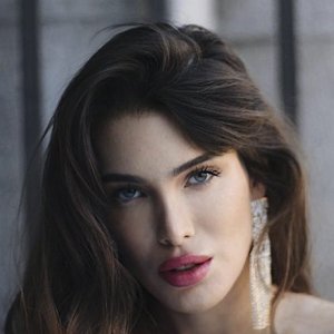 Marta López Álamo, 28 (Model)