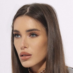 Marta López Álamo, 28 (模特)