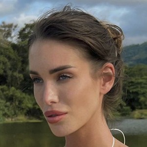 Marta López Álamo, 28 (Người mẫu)