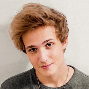 Martin Carev, 27 (YouTube明星)