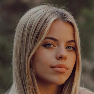 Martina Jurado, 19 (TikTok Star)