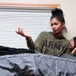 Mary Ann Wallace, 28 (YouTube明星)