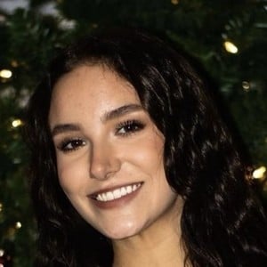 Mary Canterbury, 22 (TikTok明星)