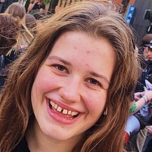 Mary Catherine Hanafee LaPlante, 22 (TikTok明星)