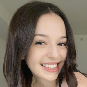 Mary Comeau, 27 (TikTok Star)