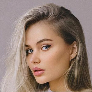 Mary Hockings image 16