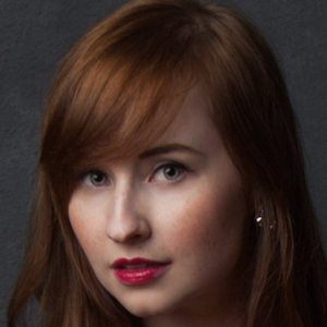 Mary Kate Wiles, 37 (Estrella de YouTube)