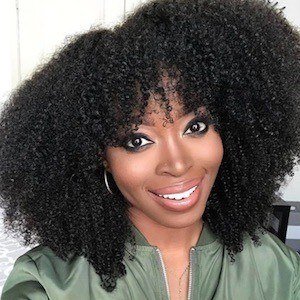 Mary Taylor, 40 (Звезда Youtube)