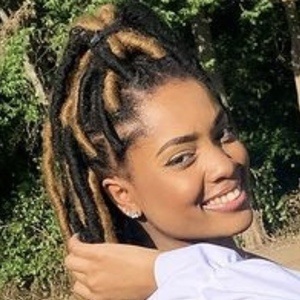 Maryam Lewis image 6