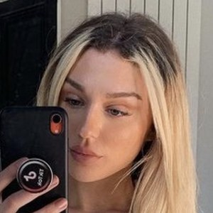 Maryne Ponsard, 27 (TikTok明星)