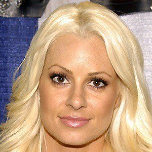 Maryse Ouellet, 41 (摔跤手)
