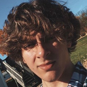 Mason Neisen, 22 (Snapchat Star)