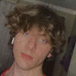 Mason Neisen, 22 (Snapchat Star)