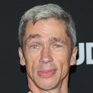 Mat Fraser, 63 (Attore TV)