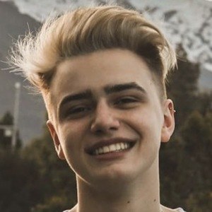 Mateo Tomaszeuski, 22 (TikTok Star)