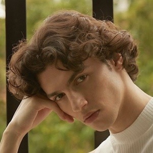 Matheus Almeida image 8