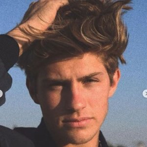 Matt Anderton image 8