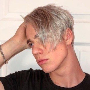 Matte, 25 (YouTube Star)